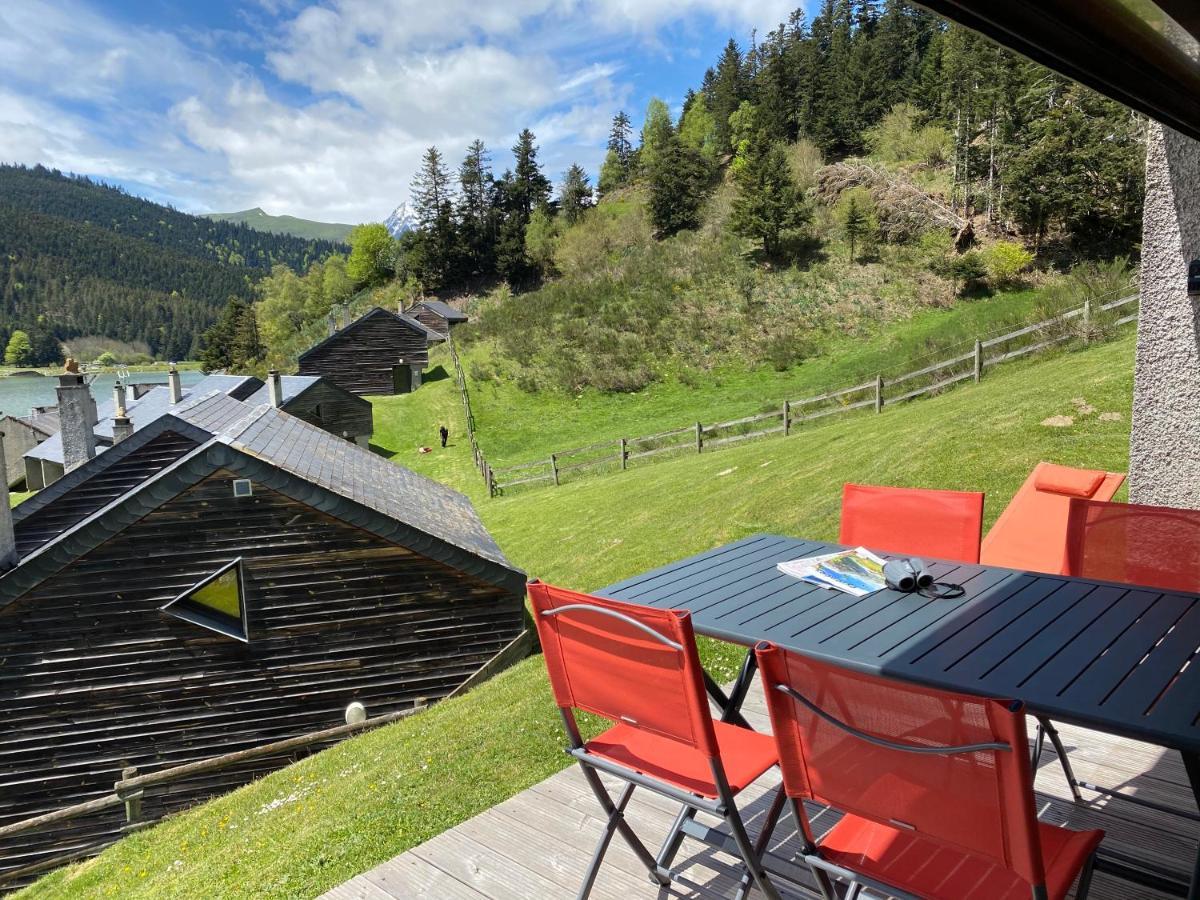Gite Chaleureux Au Lac De Payolle Campan Exteriör bild